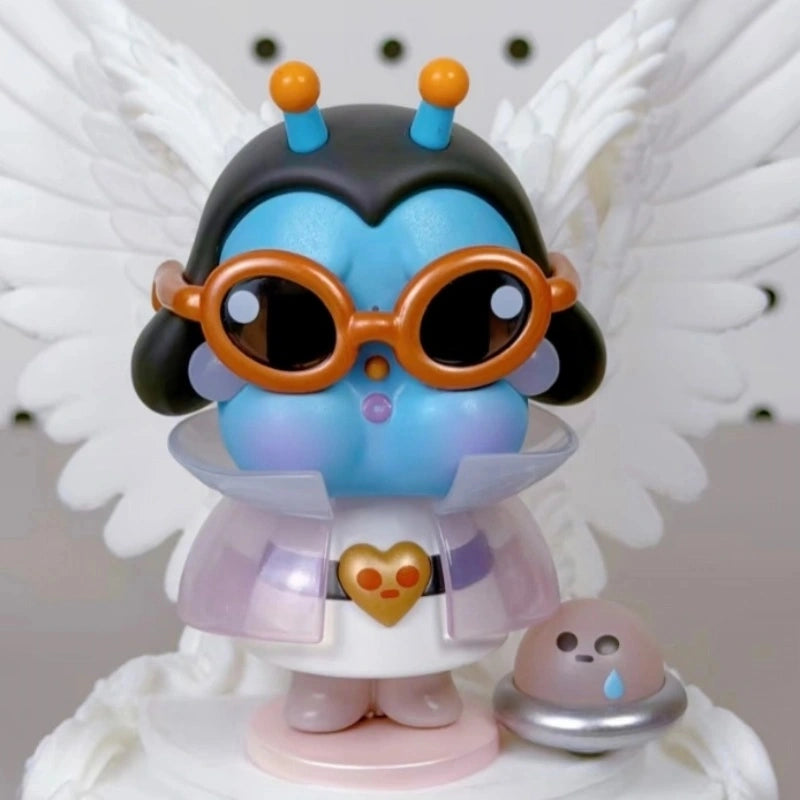 Crybaby CRYING TO THE MOON THE OUTSIDER Open Box Sealed Bag Secondary image